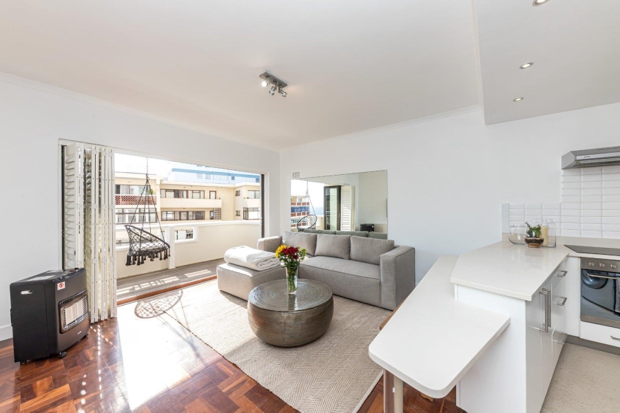 2 Bedroom Property for Sale in Sea Point Western Cape